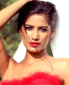 Poonam Pandey told to appear in court
